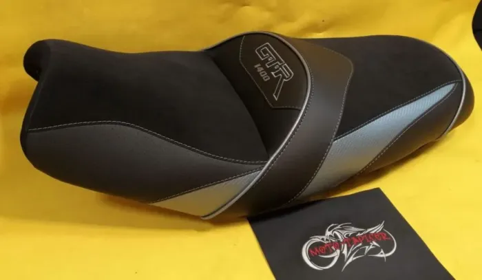 Kanapa motocyklowa Kawasaki GTR 1400