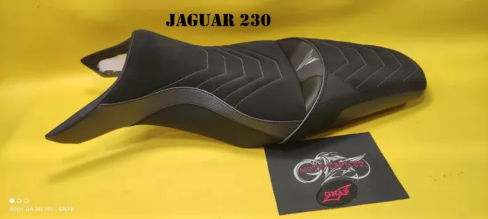Kanapa motocyklowa Jaguar 230