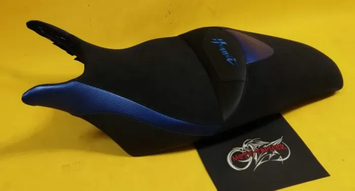 Kanapa motocyklowa Honda PC34 Hornet